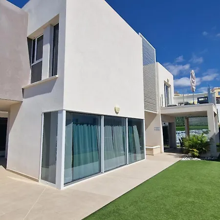 Villa Paraiso-luxury With Heated Pool *